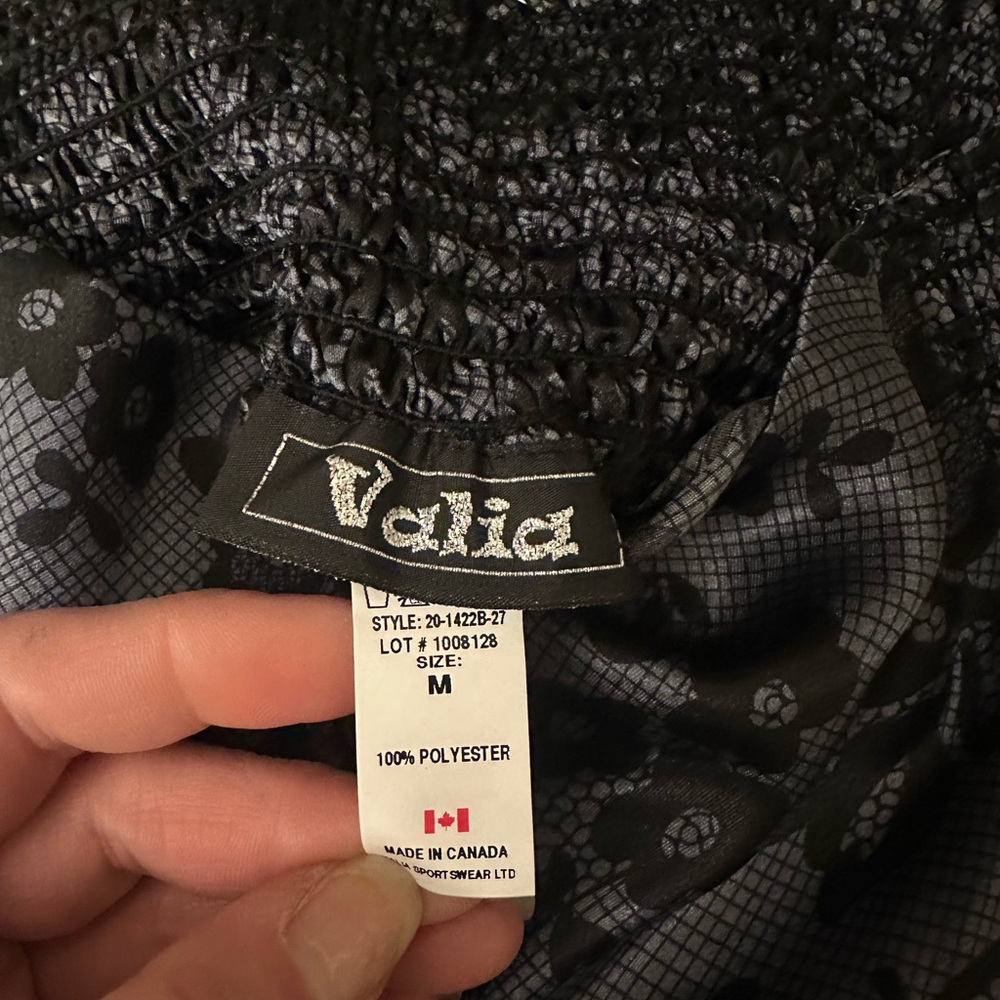 Valia Black lace print Mini Skater Skirt - size medium - Picture 4 of 4
